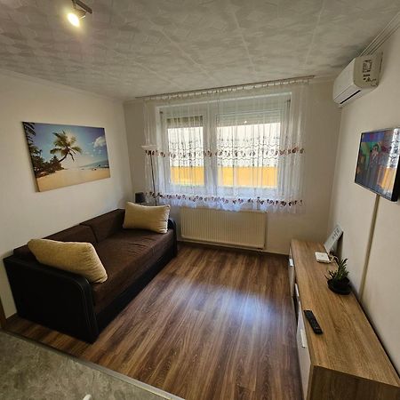 Fischer Apartman 2 Hajdúszoboszló Extérieur photo