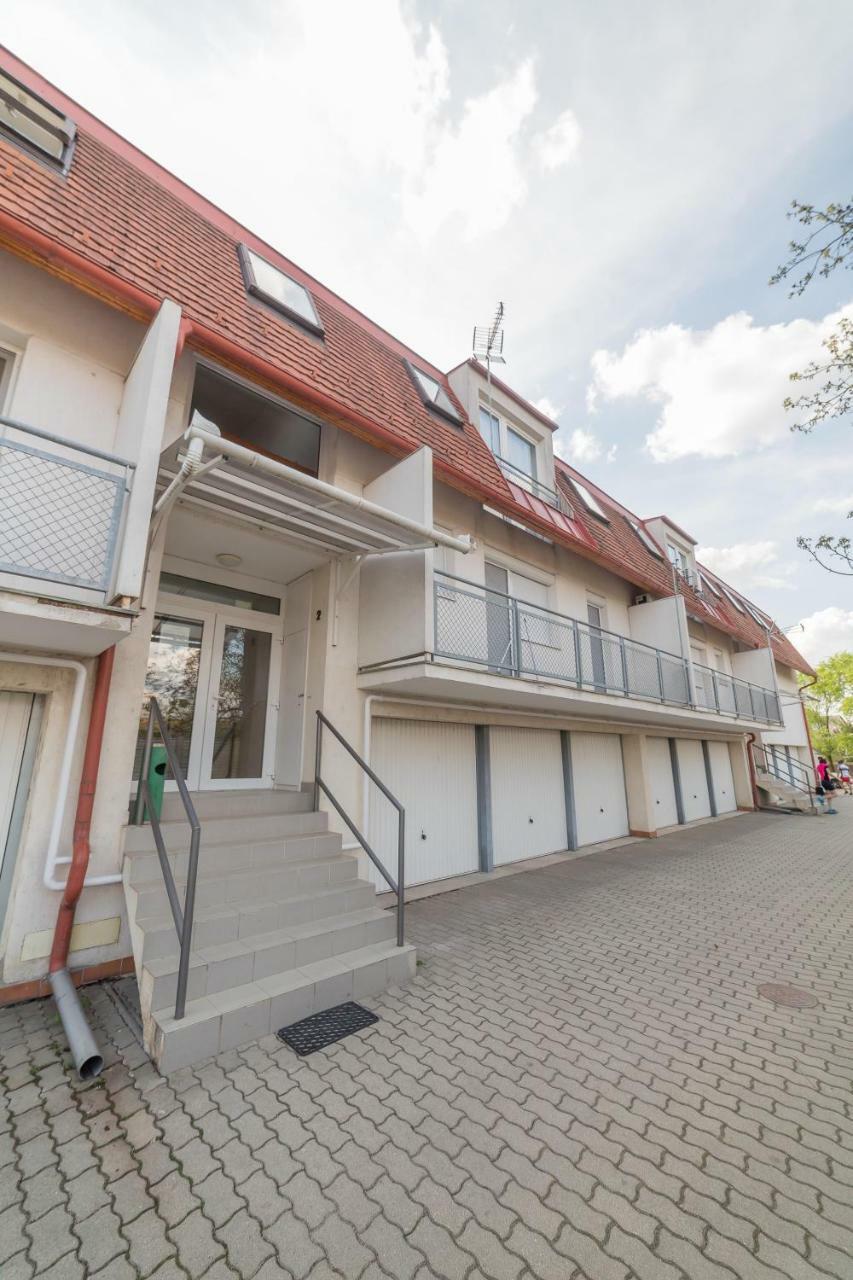 Fischer Apartman 2 Hajdúszoboszló Extérieur photo